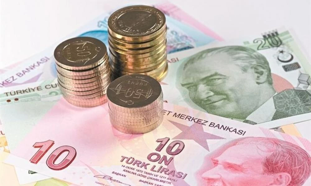 Τουρκία: Η λίρα οδεύει προς τη χειρότερη χρονιά της